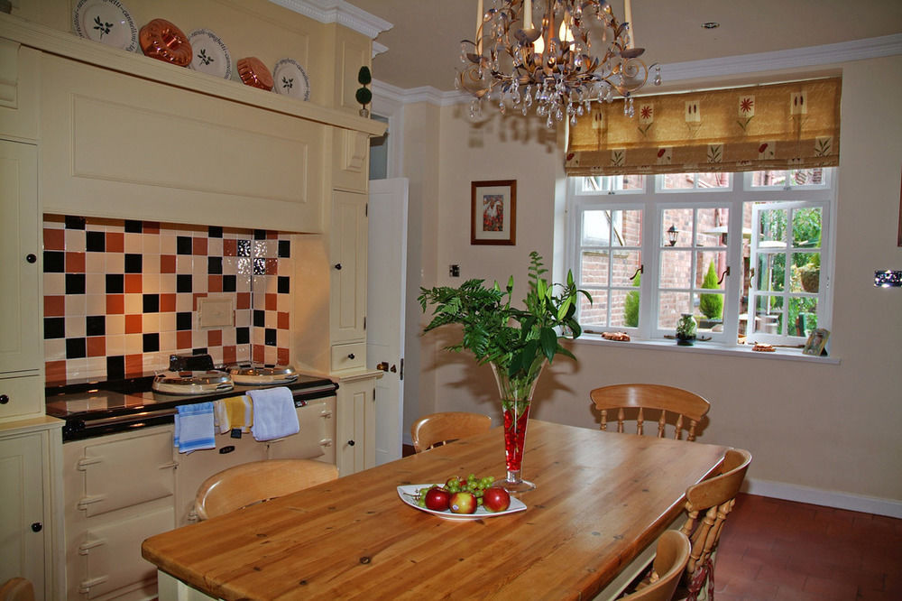 Pbc - Perriford House Otel Kidderminster Dış mekan fotoğraf